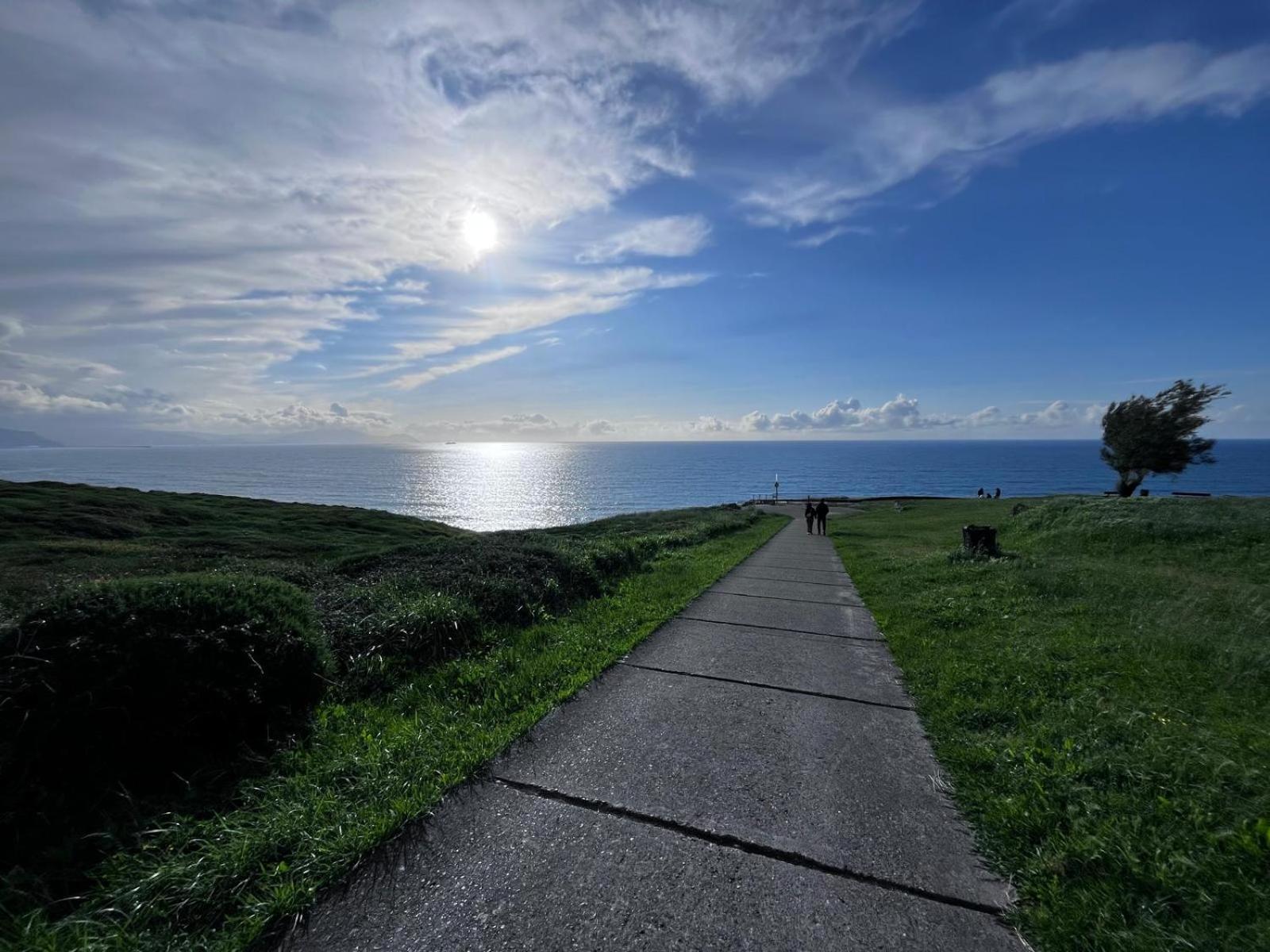 Tu Refugio Junto Al Mar Te Espera Disfruta Final Europa League Apartment Barrika Luaran gambar
